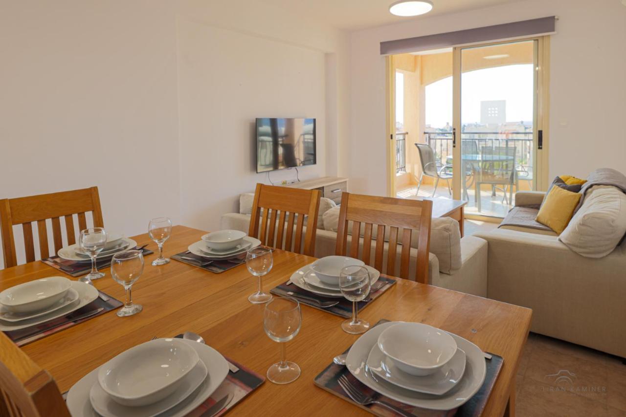 Royal Seacrest Crown-Jewel, 2B, Pools, Sea, Center Apartment Paphos Ngoại thất bức ảnh