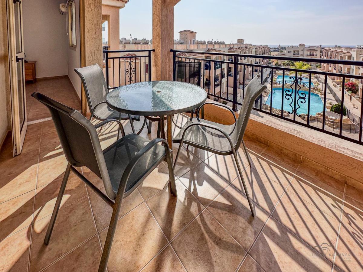 Royal Seacrest Crown-Jewel, 2B, Pools, Sea, Center Apartment Paphos Ngoại thất bức ảnh