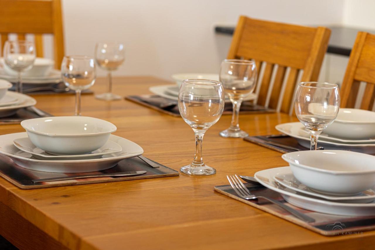 Royal Seacrest Crown-Jewel, 2B, Pools, Sea, Center Apartment Paphos Ngoại thất bức ảnh